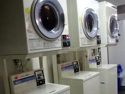 Livemax Naha - 9