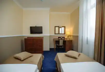 Astoria - 2