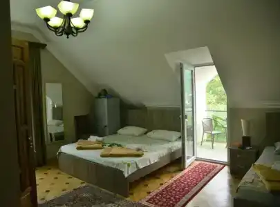 Квариати - 30