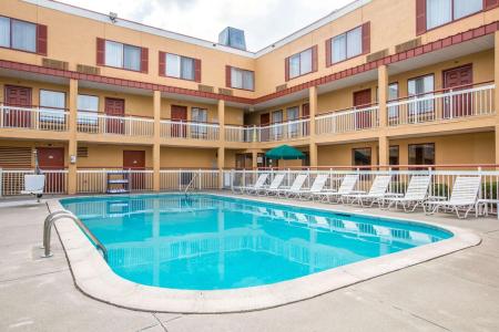 Quality Inn Colchester - 36