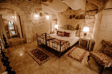 Tafoni Houses Cave - 33