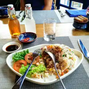 L'Azure Resort and Spa - 12