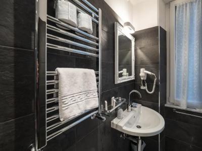 Teresa Rooms & Suites - 107