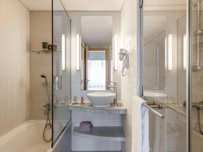 Novotel Suites Dubai Mall of the Emirates - 20