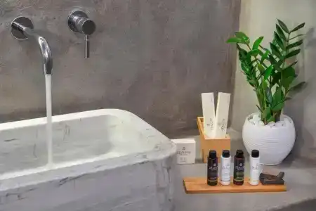 Halcyon Days Suites - 13