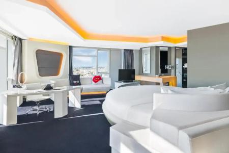 V Dubai, Curio Collection by Hilton - 85