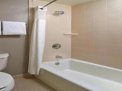 Courtyard By Marriott Baton Rouge Acadian Centre/Lsu Area - 55