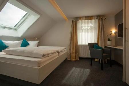 Ebner - Boutique-& Konditorei - 33