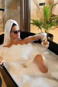 North Santorini - A Luxury Spa - 82