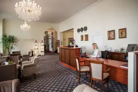 Windsor Spa - 2