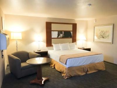 Sunrise Inn - 69