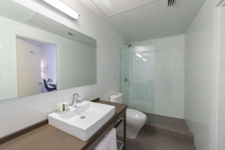 Yve Miami - 4