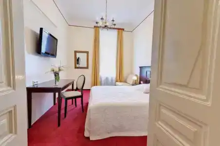 Viktoria Schönbrunn - 75