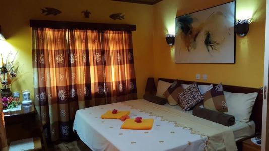 Anse Kerlan Beach Chalets - 1