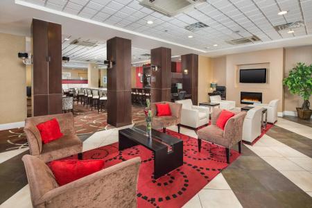 Doubletree by Hilton Hamilton Place - 1