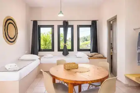 Nisea Samos - 92
