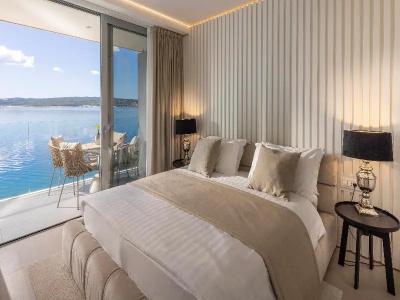 Luxury Amabilis - 143