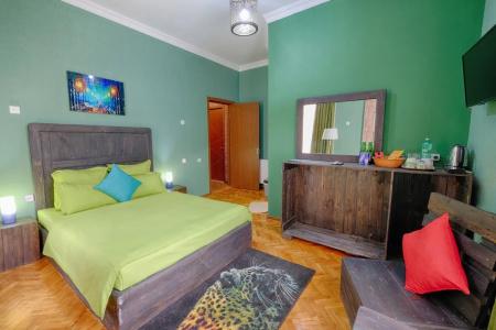 Euphoria Inn - 4