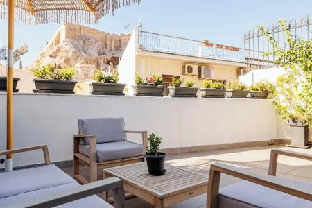 Step One | Luxury Suites right in the heart of Acropolis next to metro station - 101