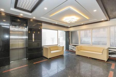 Capital O 13184 Savi International - 12