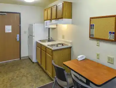WoodSpring Suites Houston I-45 Airtex - 8