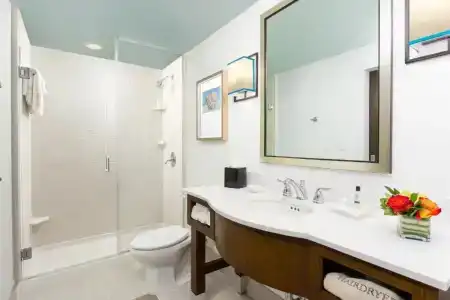 Hilton Garden Inn / The Keys Collection - 56