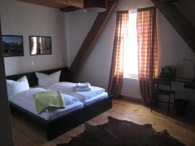To`n Schlagboom - 0