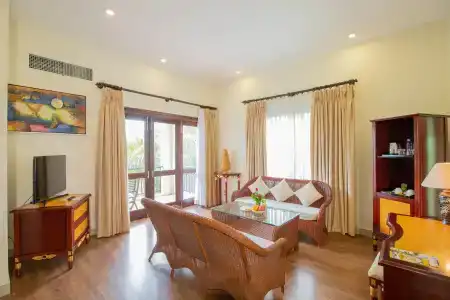 Diamond Bay Resort & Spa - 180