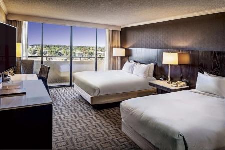 Hilton Arden West - 74