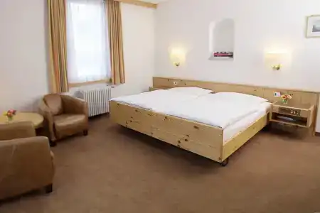 Steffani - 5