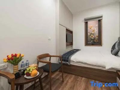 Narcissus & Apartment - 23