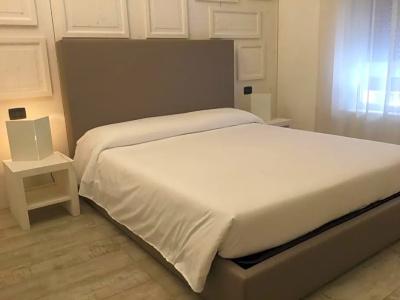 La Chambre Milano Guest House - 22