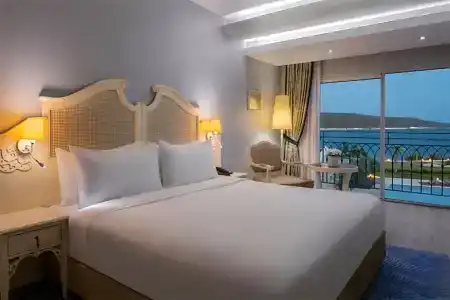 DoubleTree by Hilton Cesme Alacati Beach Resort - 47