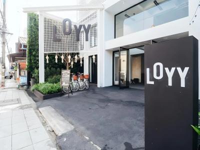 Loyy - 19