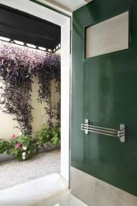 Athens Green - 201