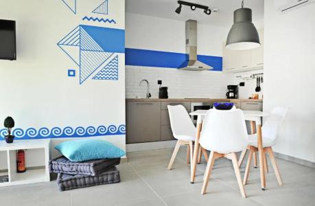 The Athenians Modern - 85