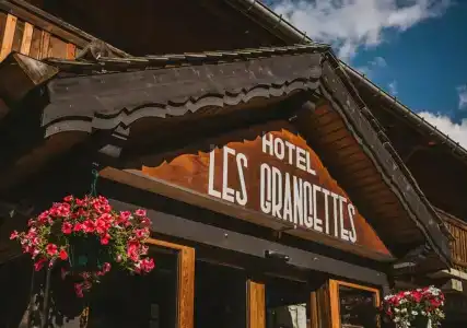 Hôtel Les Grangettes - 0
