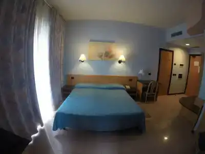 Astoria - 4