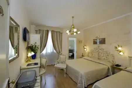 Viktoria Palace - 53