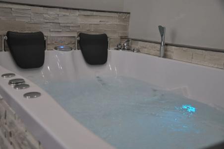 Imperial Suites - 12