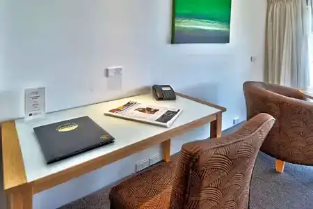 Best Western Motor Inn & Serviced - 109