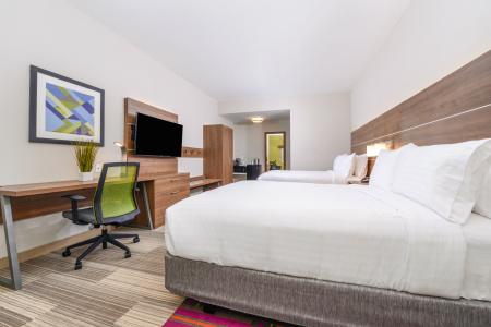 Holiday Inn Express & Suites - St. Petersburg - Madeira Beach, an IHG - 41