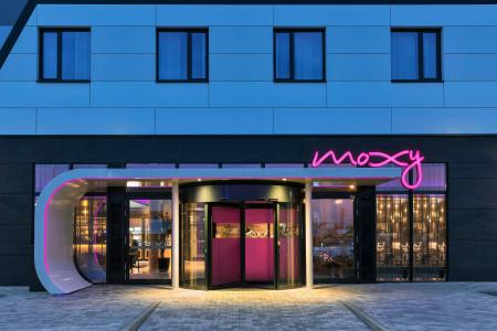 Moxy Frankfurt Airport Kelsterbach - 49