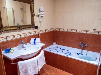 Caroline Suite - 5