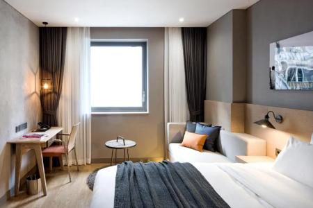 28 Myeongdong - 47