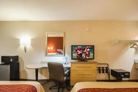 Red Roof Inn Indianapolis North - College Park - 36