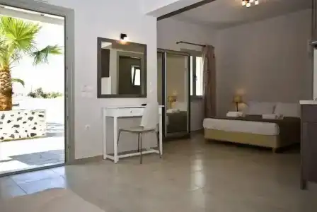 Alafouzos Studios & - 2