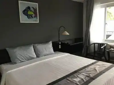 The Hill Resort - 1