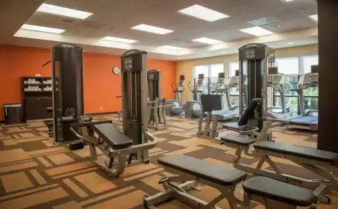 Courtyard by Marriott Downtown - 14