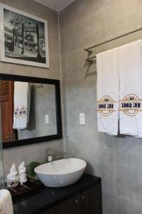 Hue 1962 Inn - 6